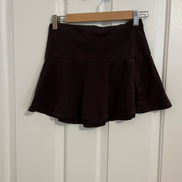 H&M Mini Skirt - Picture 2 of 2
